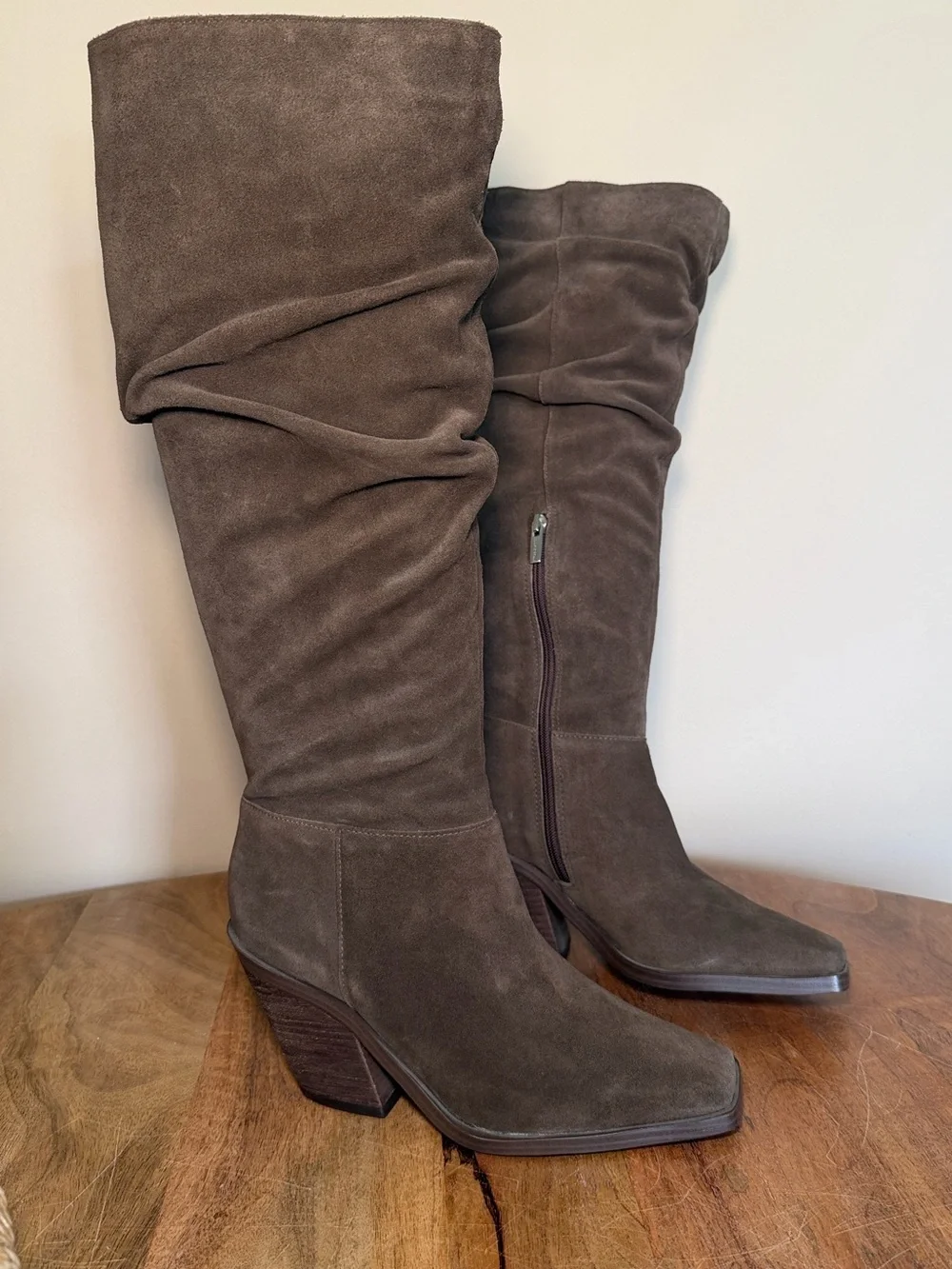 NWOT Vince Camuto Alimber Brown Suede Slouch Boots 8.5